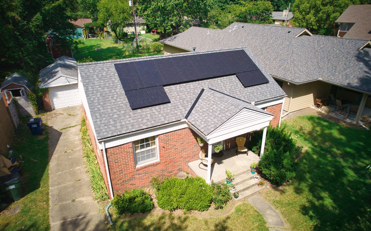 DJI_0475-web Lawrence REC Solar
