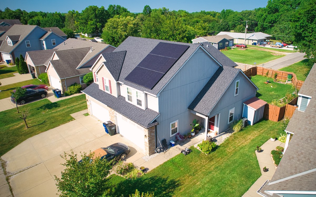 DJI_0112-web Lawrence Solar